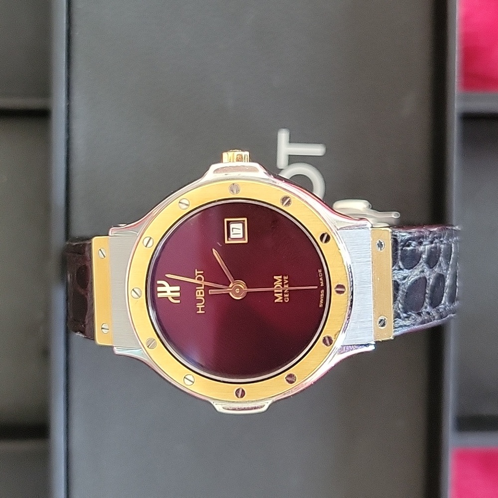 Beautiful 18k Hublot Classic Fusion watch  Stainless  alligator/ crocodile band